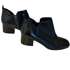 Born Ankle Boots Kenzy Side Zip Black Leather Heel 8.5